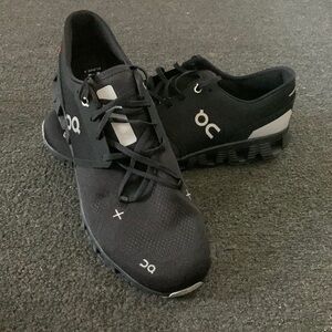 ON Running Men’s Cloud X 3 Sneakers Black size 13